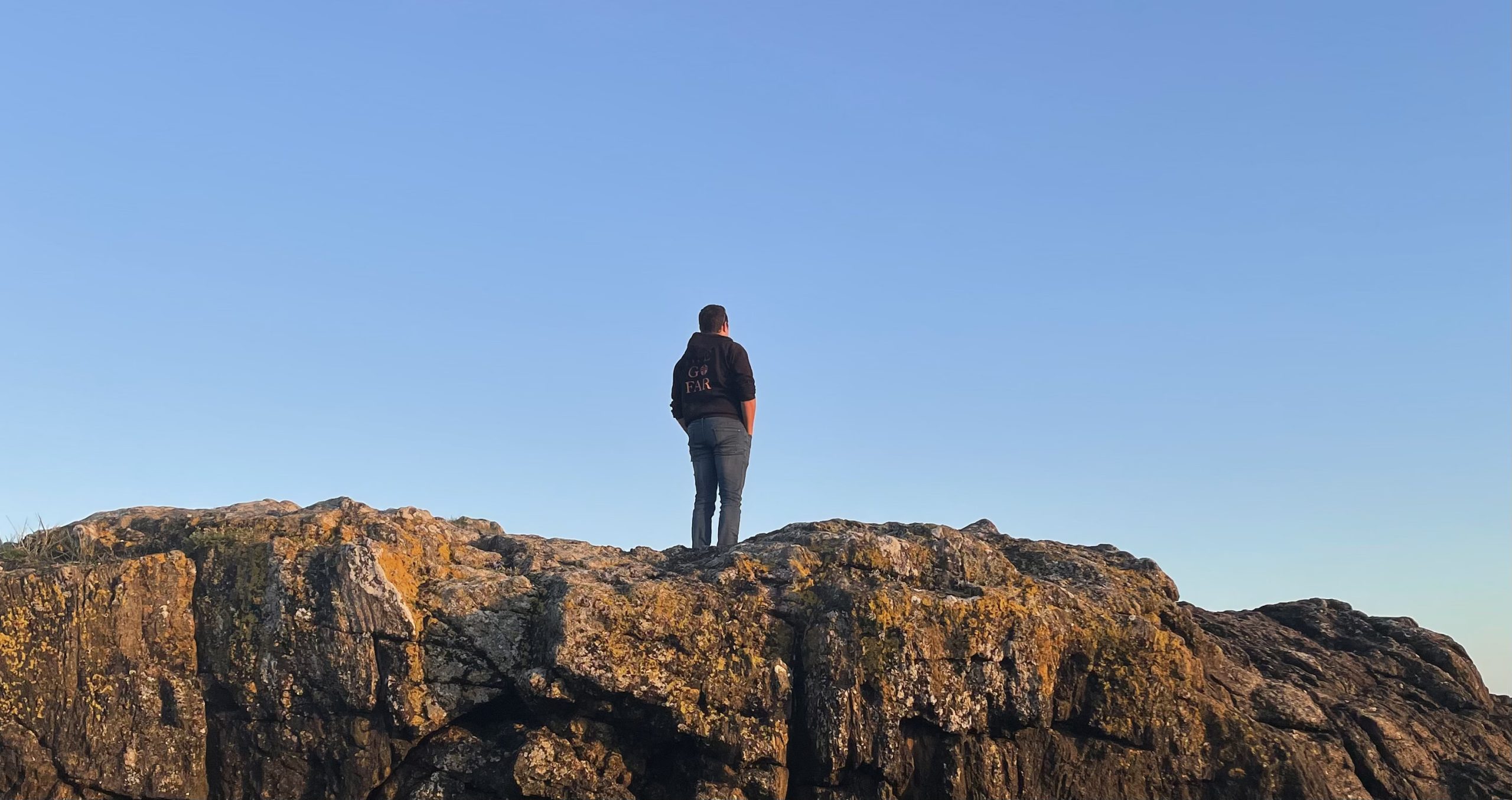 yannpoirier-alignementenergetique yann poirier - radiesthesie - pendule - chakras - soin energetique