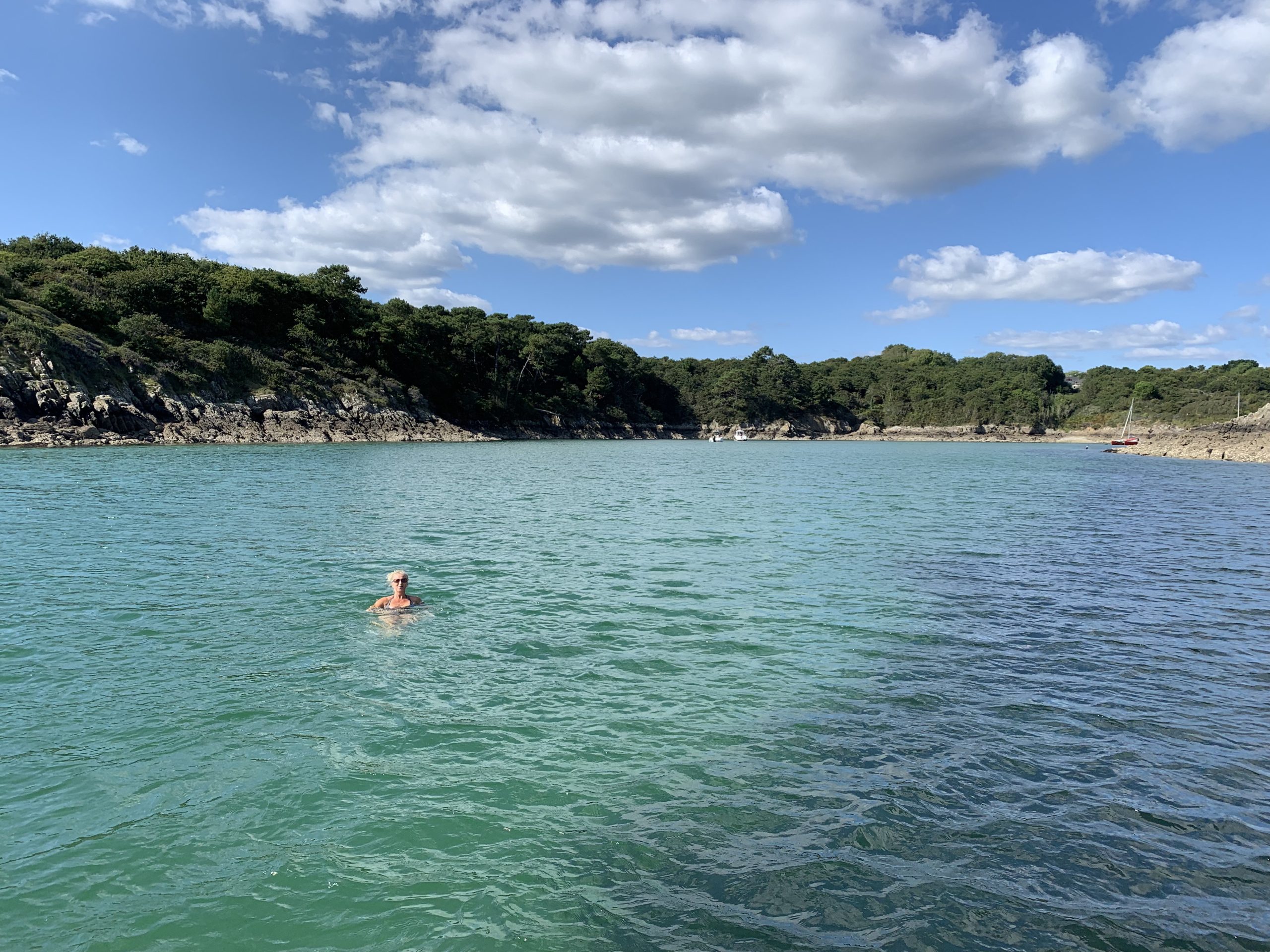 stephaniepoirier_yesharmonie_approchephysique_prestation Stéphanie Poirier, bien-être, approche physique, yesharmonie, mrobihan, prendre soin de son corps et de son visage